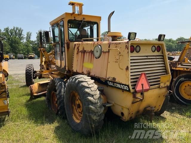 Komatsu 830B Grejdery