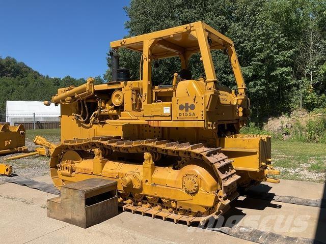 Komatsu D155-A Pásové dozéry