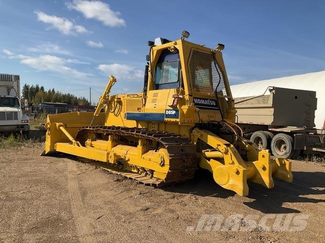 Komatsu D85P Pásové dozéry
