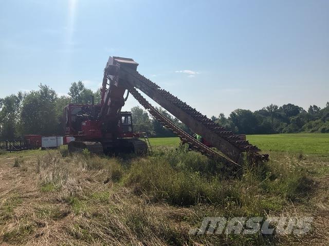 Komatsu PC750 Rýhovače