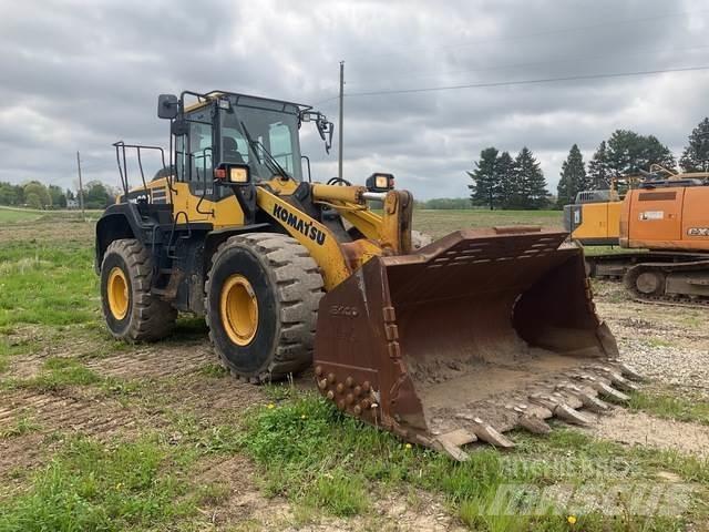 Komatsu WA380 Kolesové nakladače