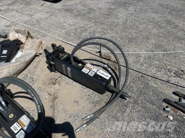 Kubota BR310 Búracie kladivá / Zbíjačky