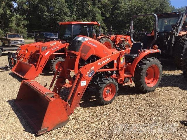 Kubota L2501D Traktory