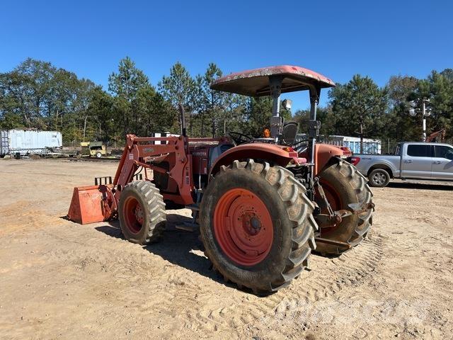 Kubota M105S Traktory