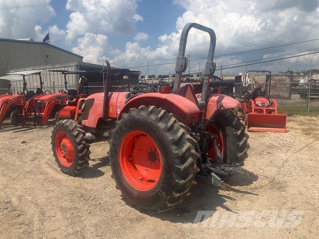 Kubota M6040DT Kompaktné traktory