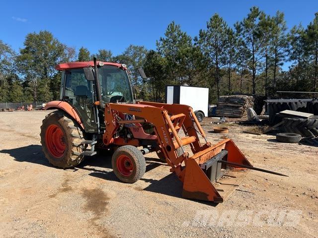 Kubota M7040F Traktory
