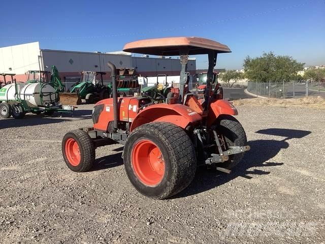 Kubota M7060D Kompaktné traktory