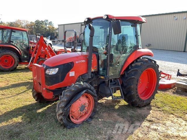 Kubota M7060D Kompaktné traktory