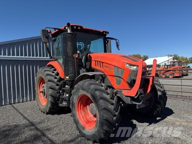 Kubota M8-201 Traktory