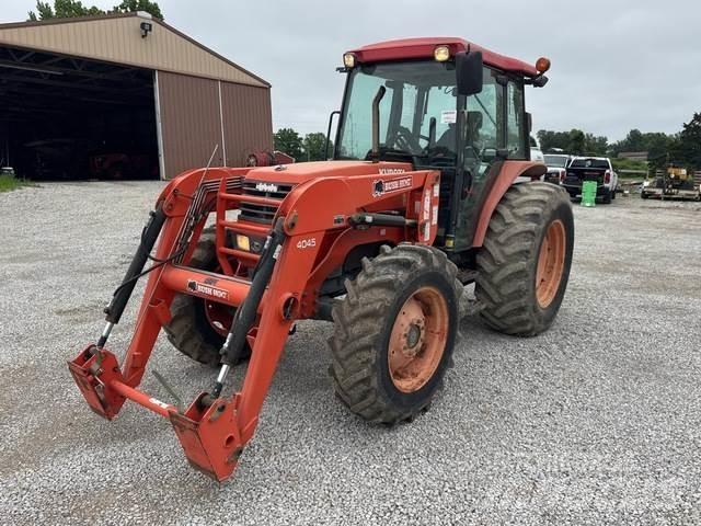 Kubota M9000 Traktory
