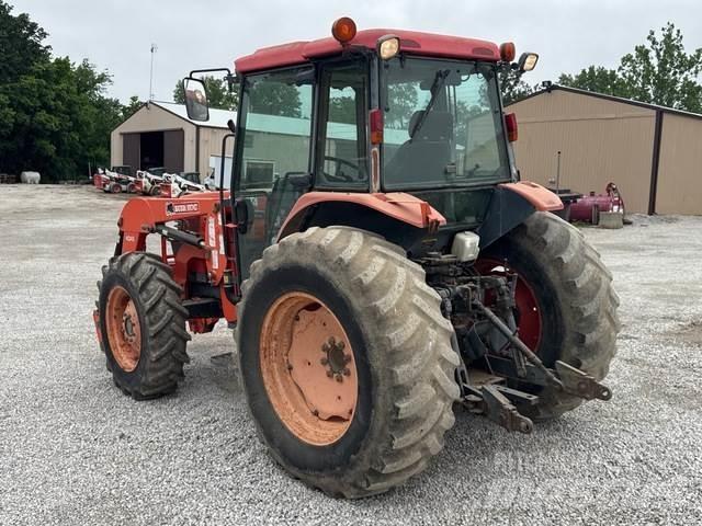 Kubota M9000 Traktory