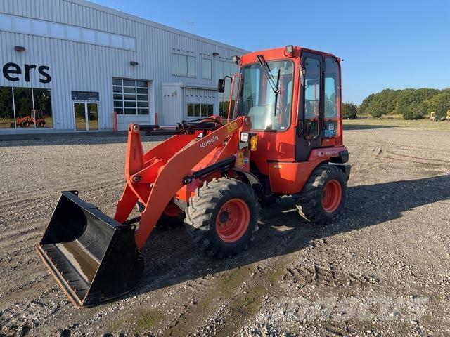 Kubota R530E Kolesové nakladače