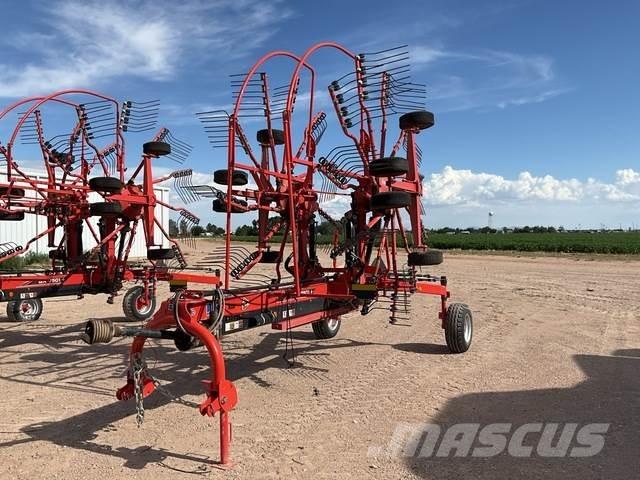Kuhn GA7501+ Obracače a zhrabovače sena