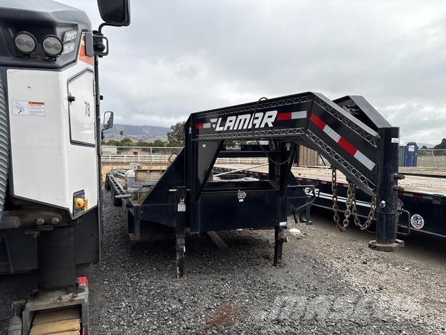 Lamar FD03222A Prívesy na prepravu automobilov