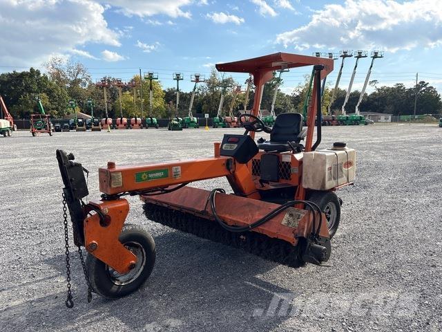 Lay-Mor SM300 Vnútorné zametacie stroje