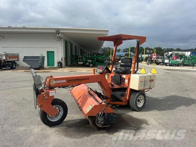 Lay-Mor SM300 Vnútorné zametacie stroje