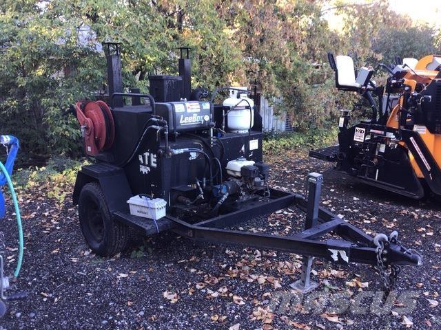 LeeBoy 250T Stavebníctvo - ostatné