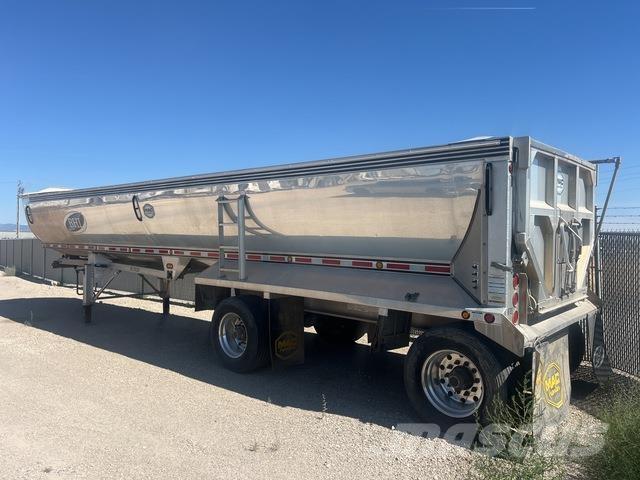 MAC  Vyklápacie prívesy