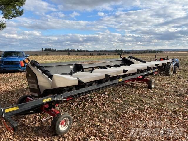 MacDon C3008 Kombajnove hlavice