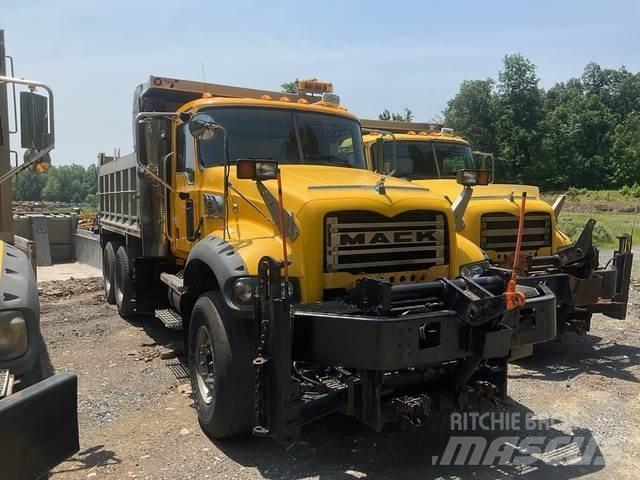Mack 700 Snežné pluhy, predné snežné radlice