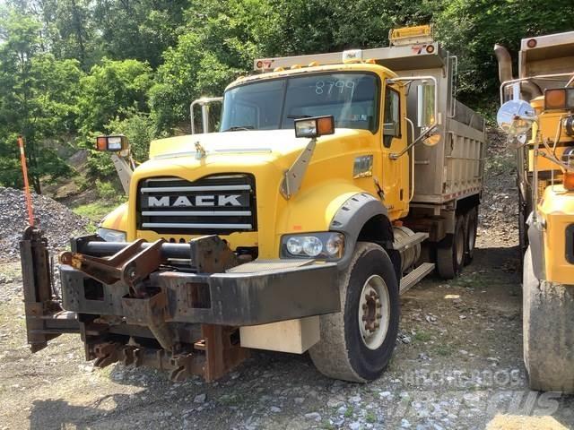 Mack 700 Snežné pluhy, predné snežné radlice