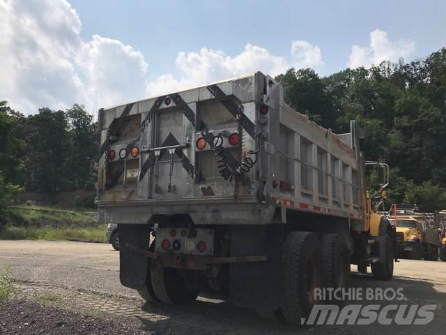 Mack 700 Snežné pluhy, predné snežné radlice