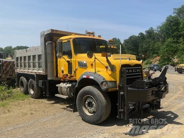 Mack 700 Snežné pluhy, predné snežné radlice