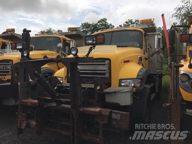 Mack 700 Snežné pluhy, predné snežné radlice