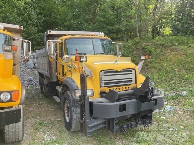 Mack 700 Snežné pluhy, predné snežné radlice