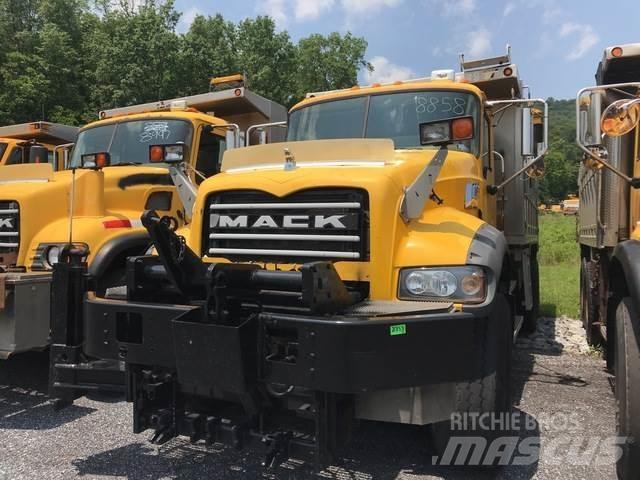 Mack 700 Snežné pluhy, predné snežné radlice