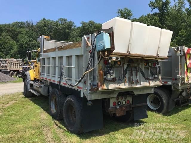 Mack 700 Snežné pluhy, predné snežné radlice