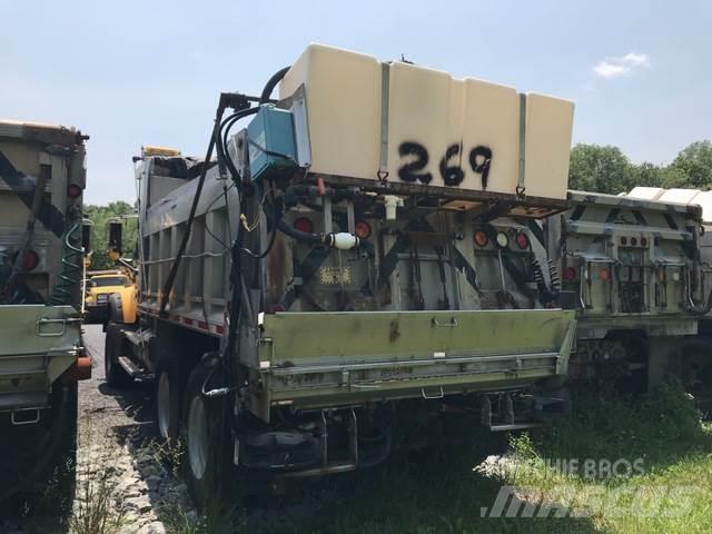 Mack 700 Snežné pluhy, predné snežné radlice