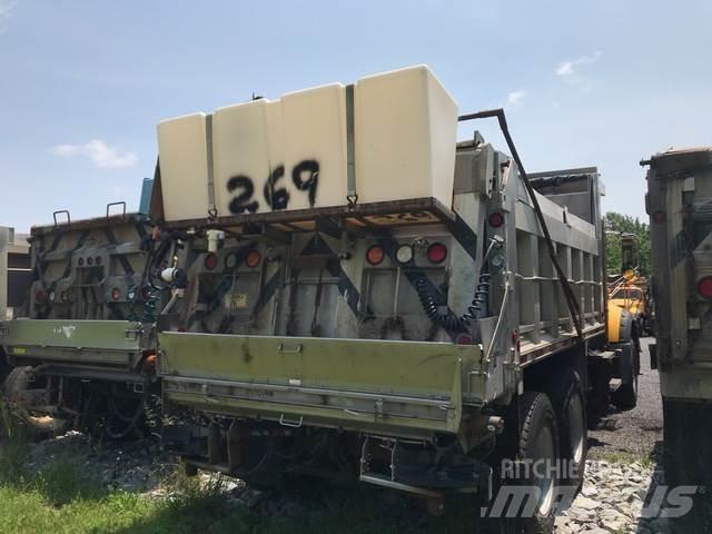 Mack 700 Snežné pluhy, predné snežné radlice