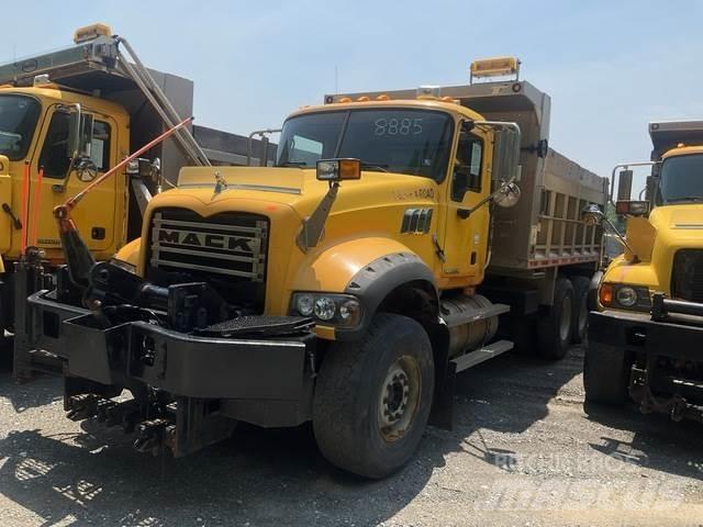 Mack 700 Snežné pluhy, predné snežné radlice