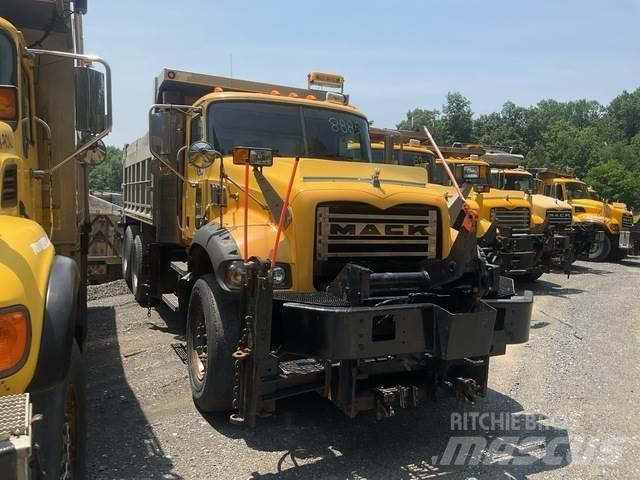 Mack 700 Snežné pluhy, predné snežné radlice