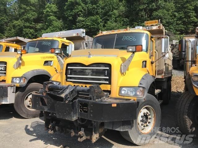 Mack 700 Snežné pluhy, predné snežné radlice