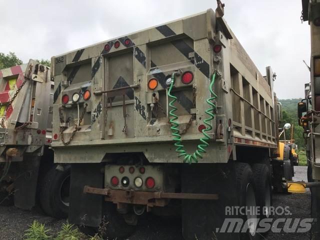 Mack 700 Snežné pluhy, predné snežné radlice