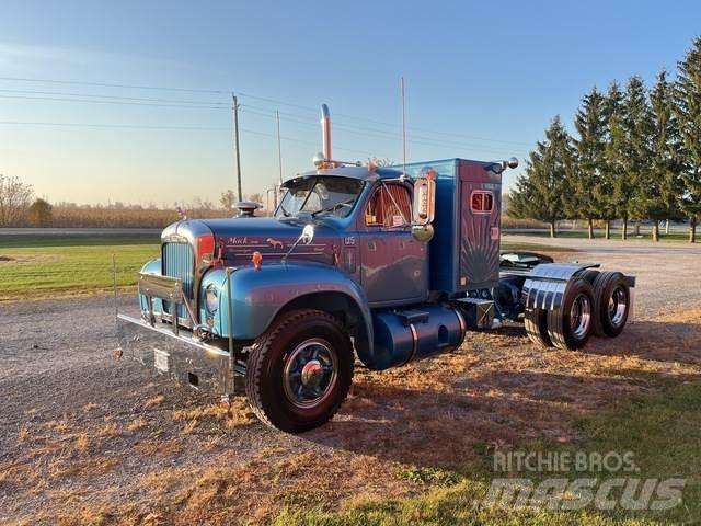 Mack B-61 Ťahače