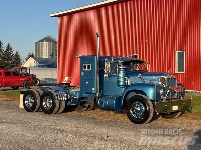 Mack B-61 Ťahače