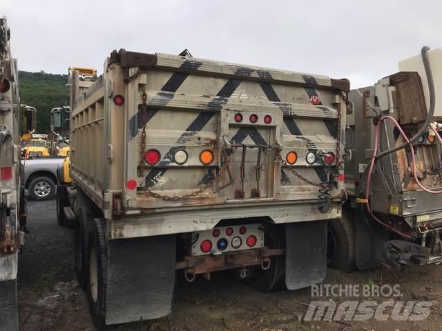 Mack CV700 Snežné pluhy, predné snežné radlice