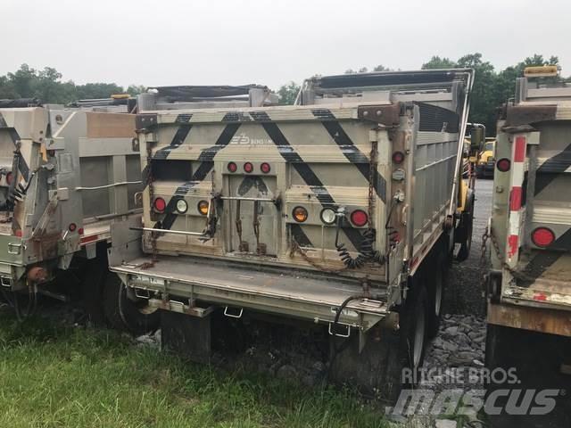 Mack CV700 Snežné pluhy, predné snežné radlice