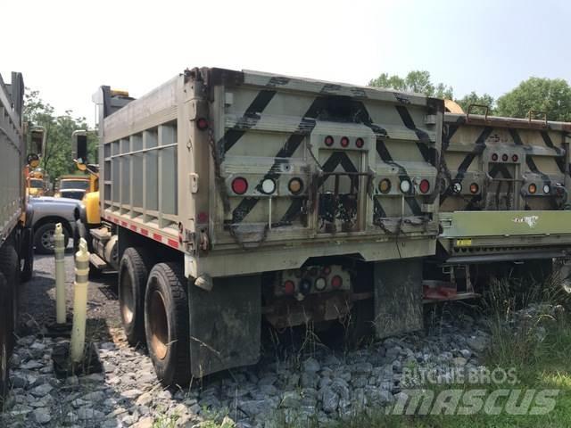 Mack CV700 Snežné pluhy, predné snežné radlice
