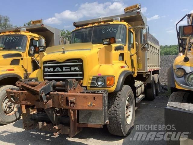 Mack CV700 Snežné pluhy, predné snežné radlice