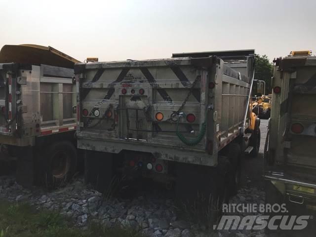 Mack CV700 Snežné pluhy, predné snežné radlice