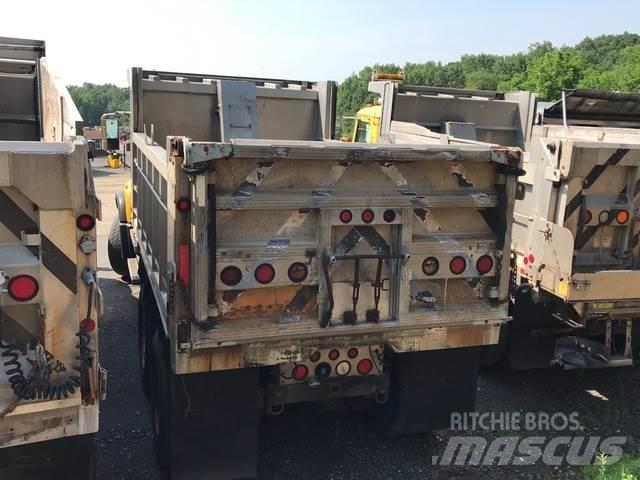 Mack CV700 Snežné pluhy, predné snežné radlice