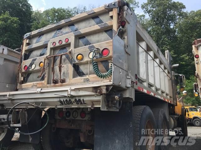 Mack CV700 Snežné pluhy, predné snežné radlice