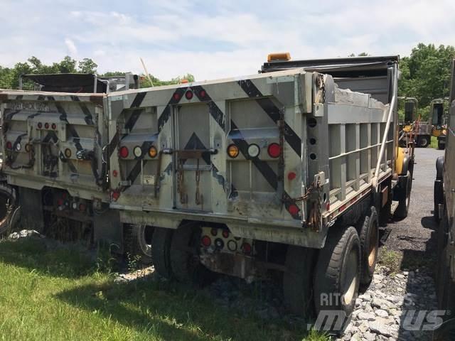 Mack CV700 Snežné pluhy, predné snežné radlice