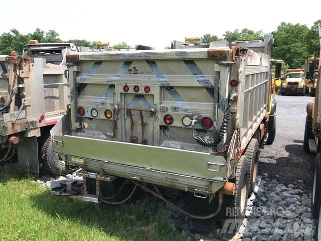 Mack CV700 Snežné pluhy, predné snežné radlice