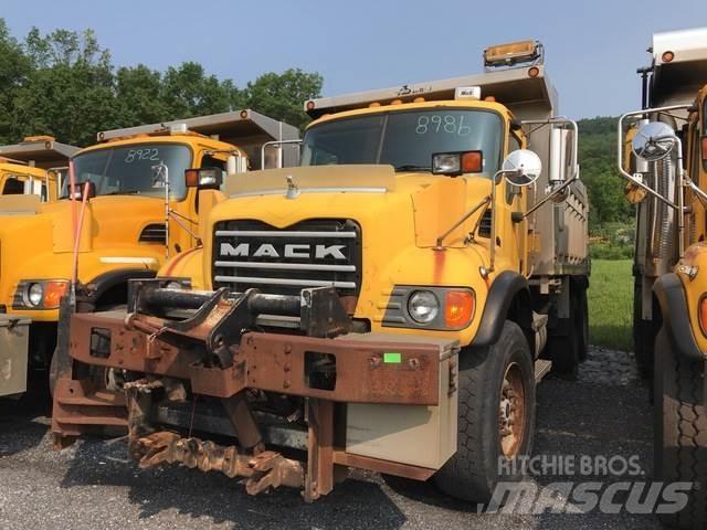 Mack CV700 Snežné pluhy, predné snežné radlice