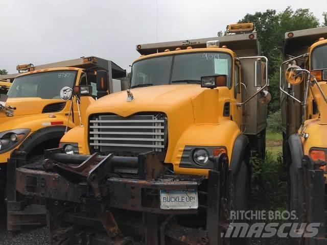 Mack CV700 Snežné pluhy, predné snežné radlice